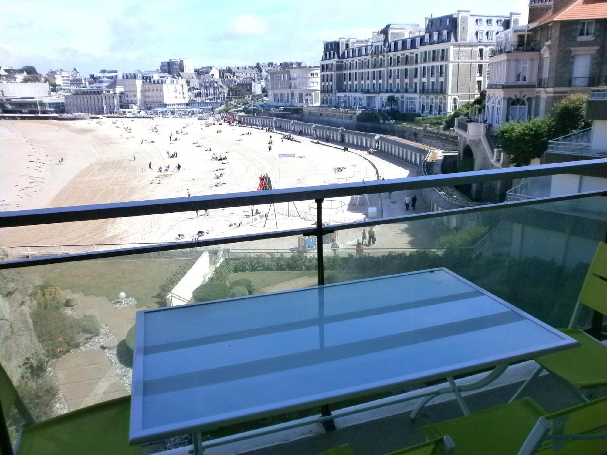 Residence Le Crystal Dinard Plage Екстер'єр фото